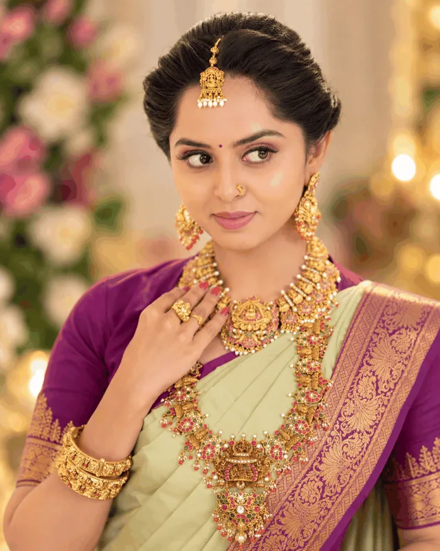Golden wedding elegance at Cheritan Makeup Studio and Academy